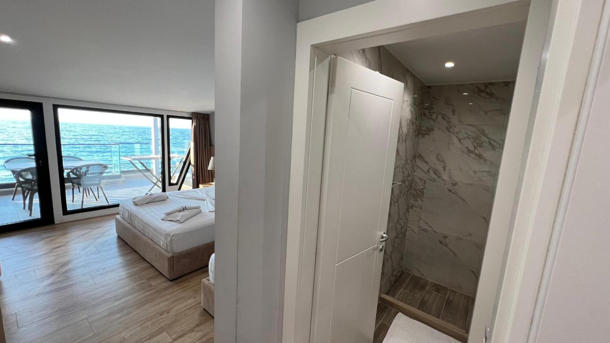 Tramonto Hotel Vlorë